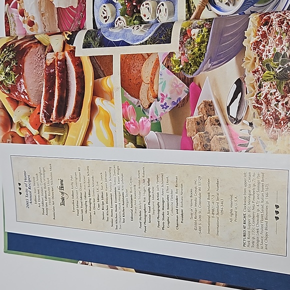 Taste of Home 2005 Annual Recipes Hardcover Cookbook - Picture 8 of 10
